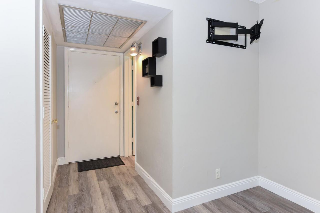 298 SW 6th Street, Unit 103, Boca Raton, FL 33432 Photo