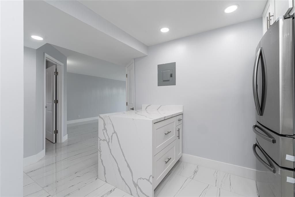 361 S Hollybrook Drive, Unit 105, Pembroke Pines, FL 33025 Photo