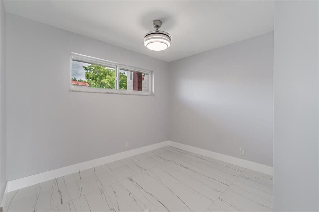 361 S Hollybrook Drive, Unit 105, Pembroke Pines, FL 33025 Photo