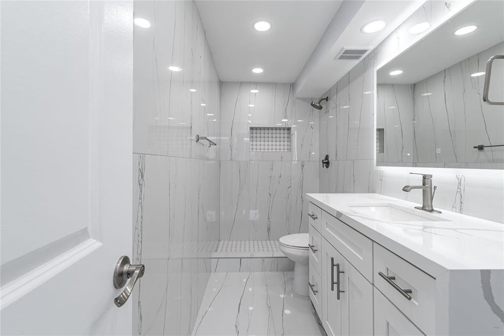 361 S Hollybrook Drive, Unit 105, Pembroke Pines, FL 33025 Photo