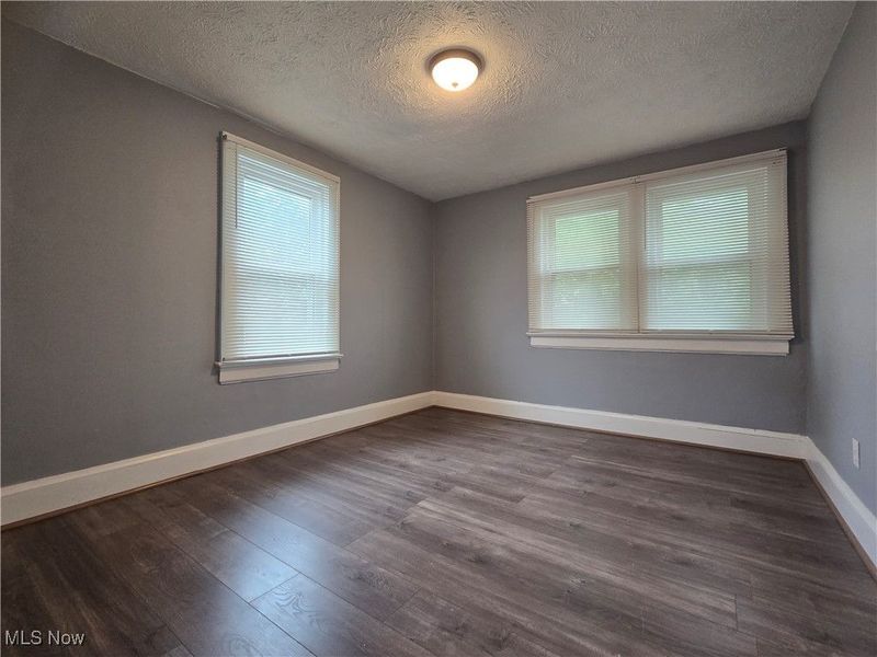 914 Dan Street, Akron, OH 44310 Photo 3