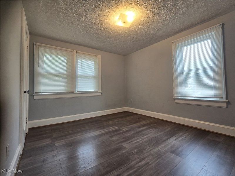 914 Dan Street, Akron, OH 44310 Photo 7