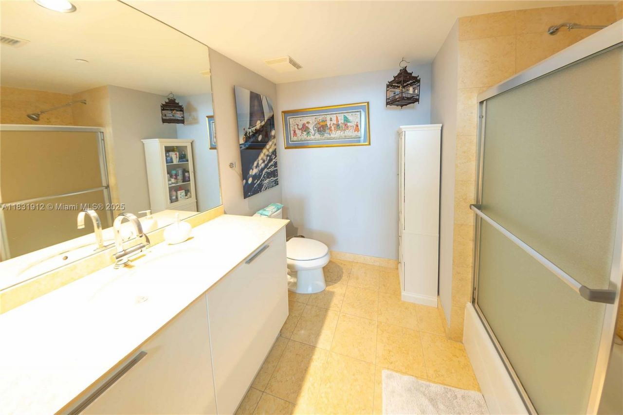 18911 Collins Ave, Unit 2004, Sunny Isles Beach, FL 33160 Photo