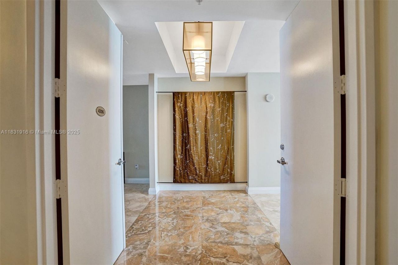 18101 Collins Ave, Unit 4206, Sunny Isles Beach, FL 33160 Photo