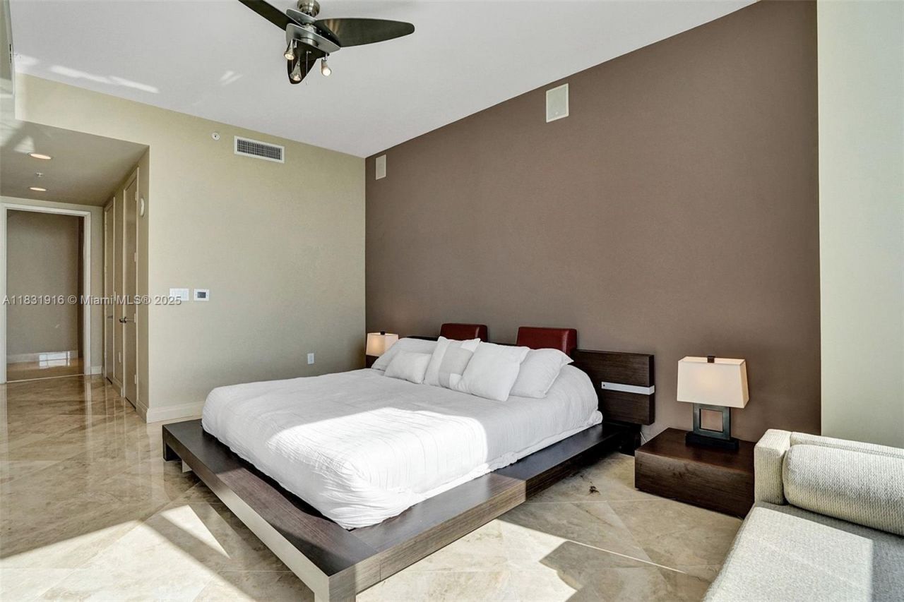 18101 Collins Ave, Unit 4206, Sunny Isles Beach, FL 33160 Photo