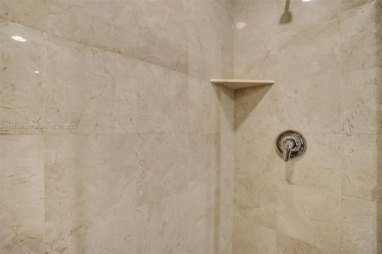 18101 Collins Ave, Unit 4206, Sunny Isles Beach, FL 33160 Photo