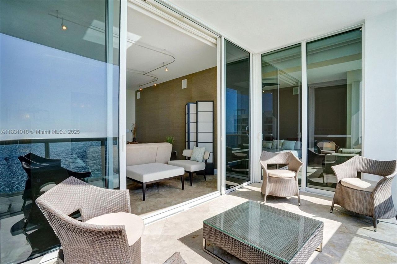 18101 Collins Ave, Unit 4206, Sunny Isles Beach, FL 33160 Photo