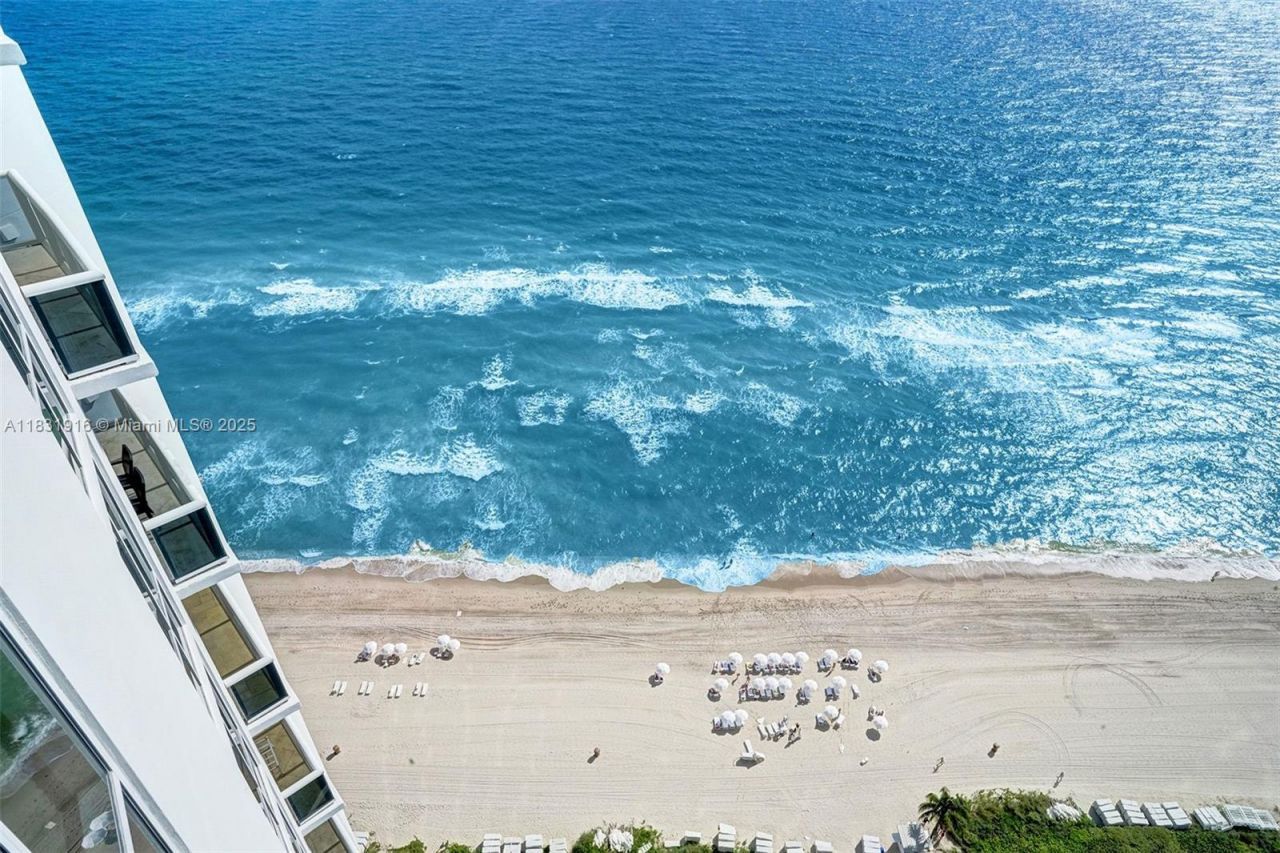 18101 Collins Ave, Unit 4206, Sunny Isles Beach, FL 33160 Photo