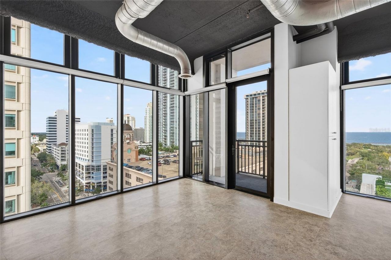 175 2nd Street S, Unit P-2, Saint Petersburg, FL 33701 Photo