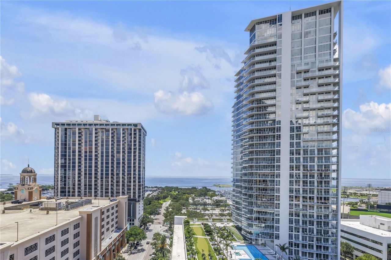 175 2nd Street S, Unit P-2, Saint Petersburg, FL 33701 Photo
