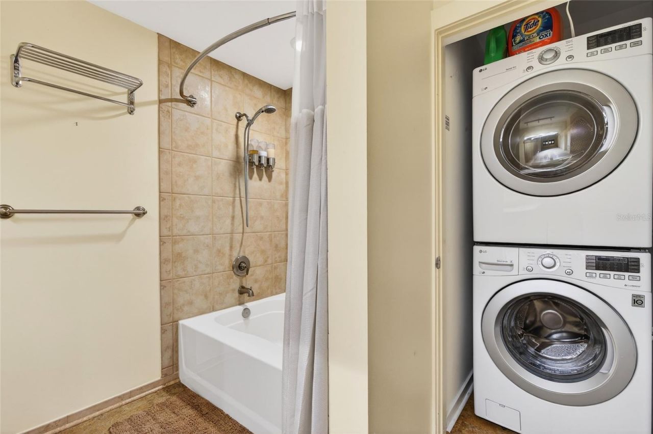 175 2nd Street S, Unit P-2, Saint Petersburg, FL 33701 Photo