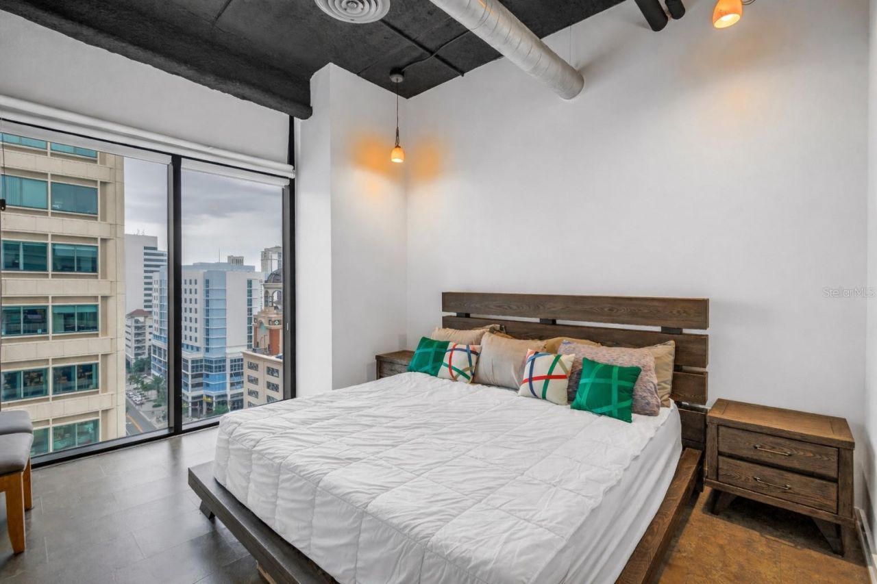 175 2nd Street S, Unit P-2, Saint Petersburg, FL 33701 Photo