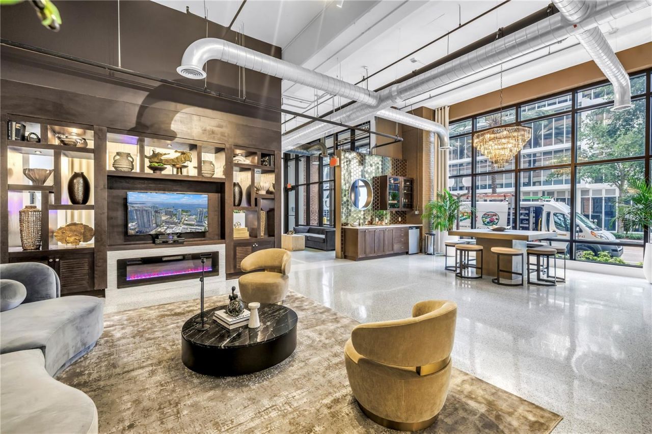 175 2nd Street S, Unit P-2, Saint Petersburg, FL 33701 Photo