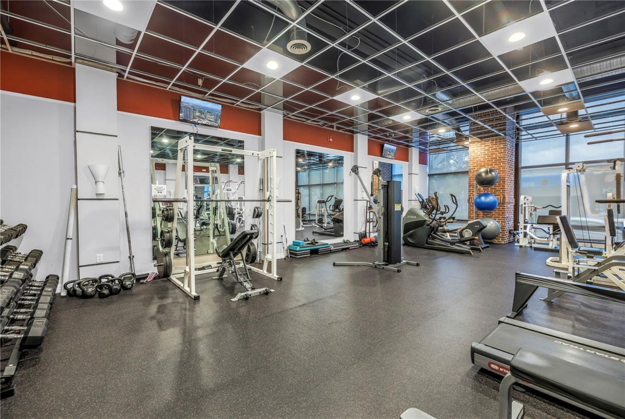 175 2nd Street S, Unit P-2, Saint Petersburg, FL 33701 Photo