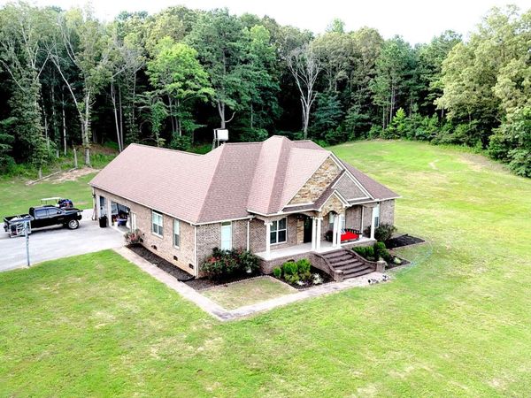 350 Jerri Ann Drive, Lexington, TN 38351