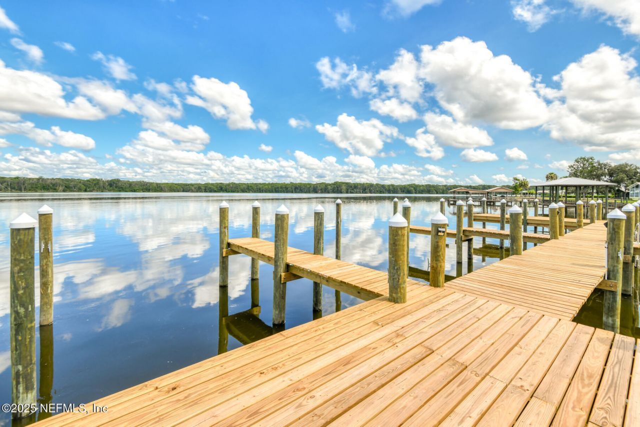 222 River Bend Place, Unit BLDG C, Welaka, FL 32193 Photo