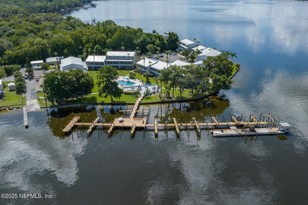 222 River Bend Place, Unit BLDG C, Welaka, FL 32193 Photo