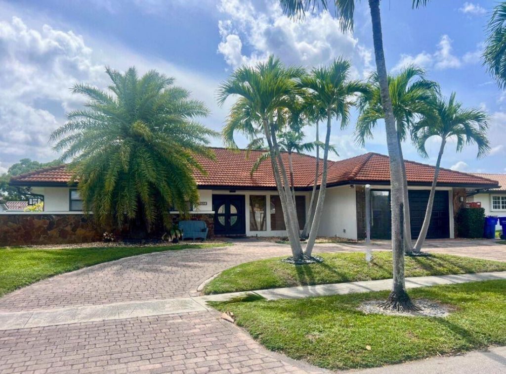 4000 N 37th Avenue, Hollywood, FL 33021 Photo