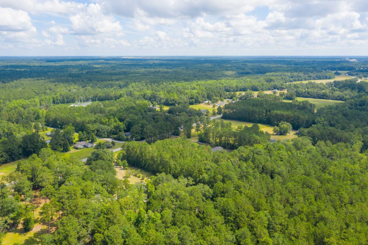 1279 Ridge Road Photo 12