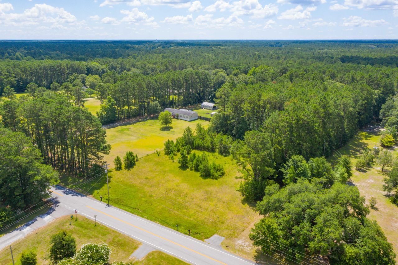 1279 Ridge Road Photo 7