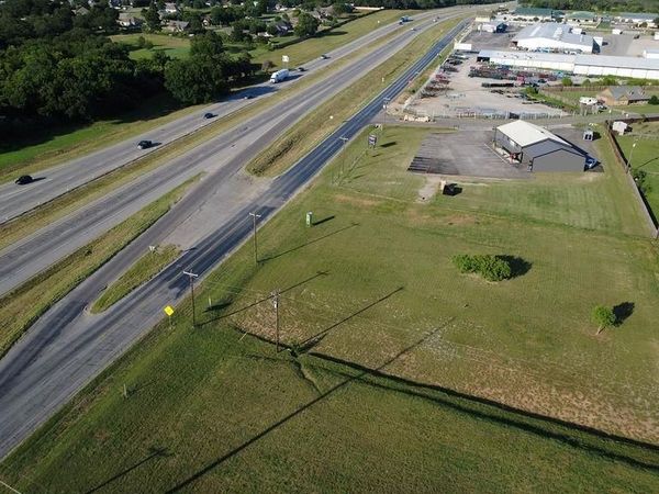 3111 W Interstate 20, Weatherford, TX 76087