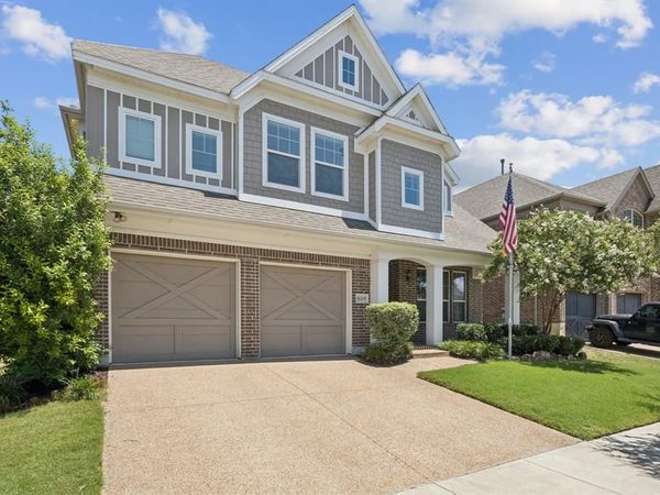 809 Nathanael Greene Court, Aubrey, TX 76227