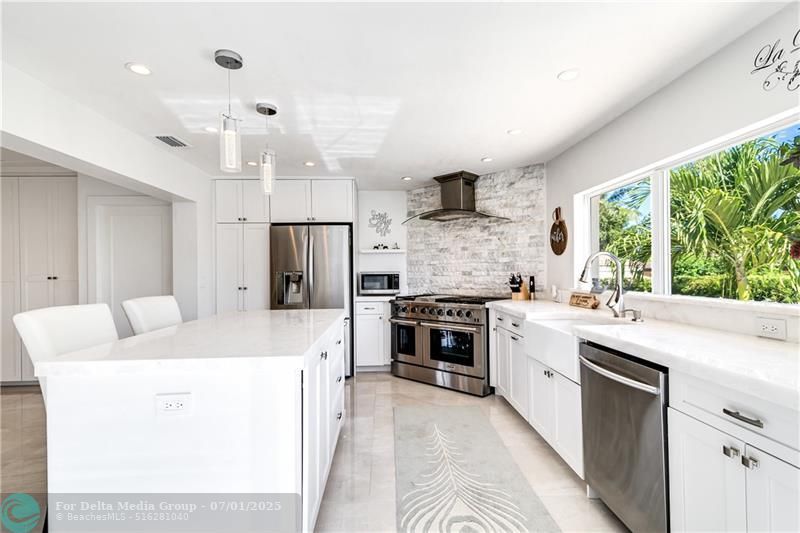 2948 NE 35th Court, Lighthouse Point, FL 33064 Photo