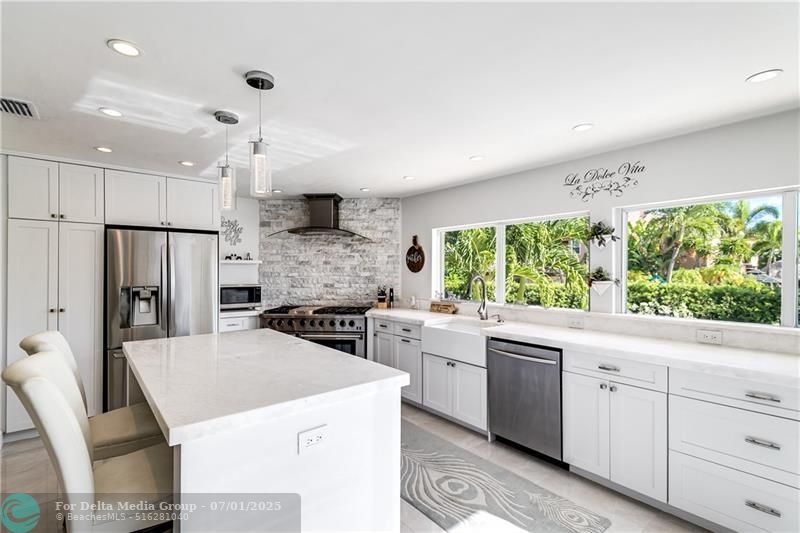 2948 NE 35th Court, Lighthouse Point, FL 33064 Photo