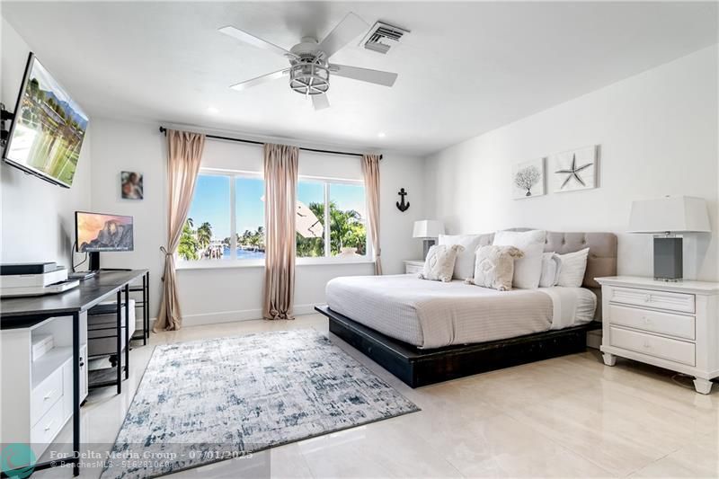 2948 NE 35th Court, Lighthouse Point, FL 33064 Photo