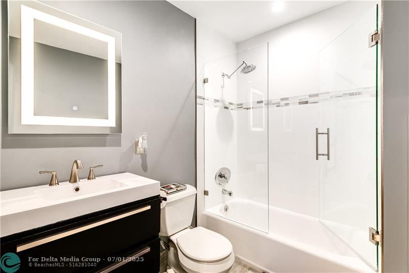 2948 NE 35th Court, Lighthouse Point, FL 33064 Photo