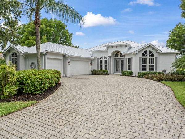 918 SW Blue Stem Way, Stuart, FL 34997