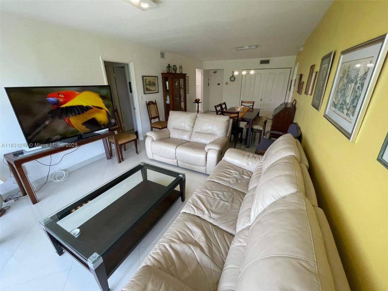 20335 W Country Club Dr, Unit 304, Aventura, FL 33180 Photo