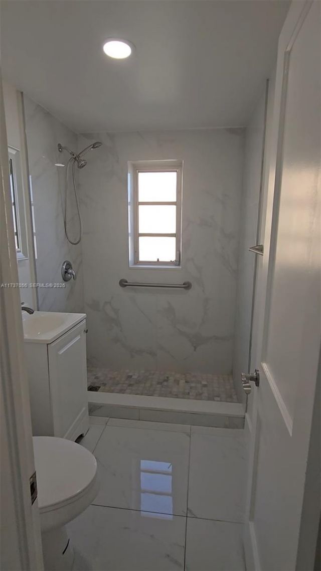 383 E 4th Ave, Unit 3, Hialeah, FL 33010 Photo