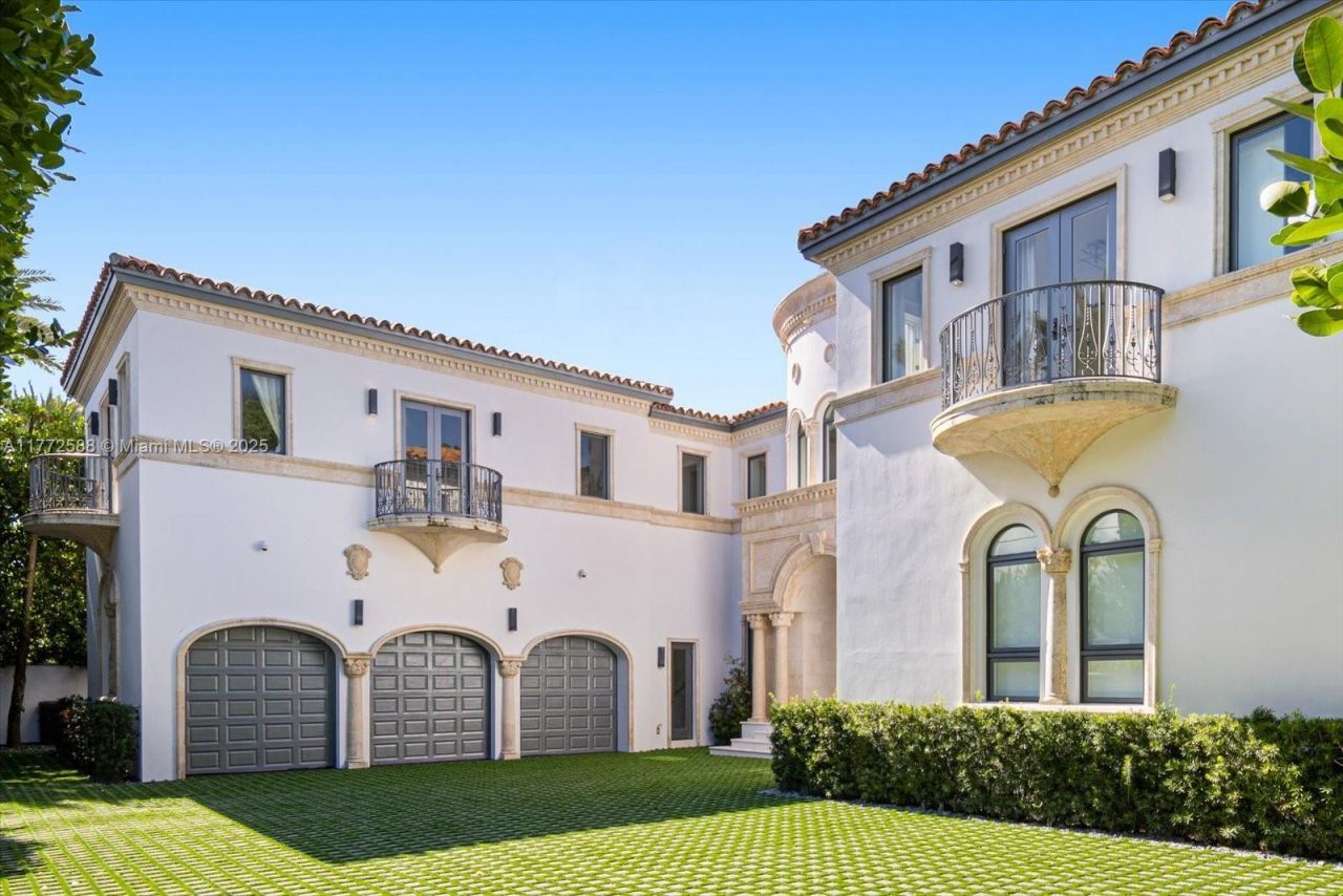 4340 N Bay Rd, Miami Beach, FL 33140 Photo