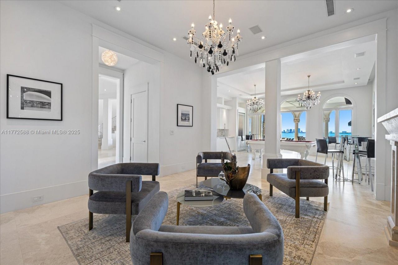 4340 N Bay Rd, Miami Beach, FL 33140 Photo