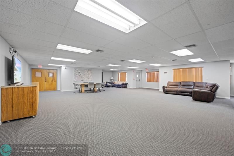 1301 NE 7th Street, Unit 113, Hallandale Beach, FL 33009 Photo