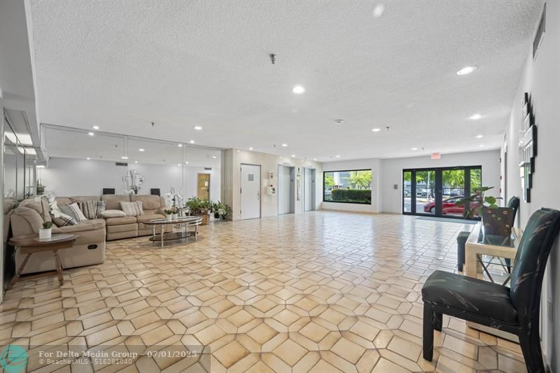 1301 NE 7th Street, Unit 113, Hallandale Beach, FL 33009 Photo