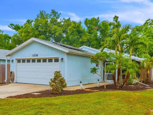 2218 WOODMERE RD, VENICE, FL 34293