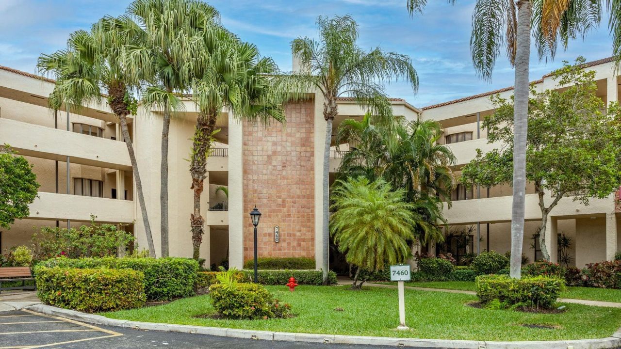 7460 La Paz Boulevard, Unit 208, Boca Raton, FL 33433 Photo