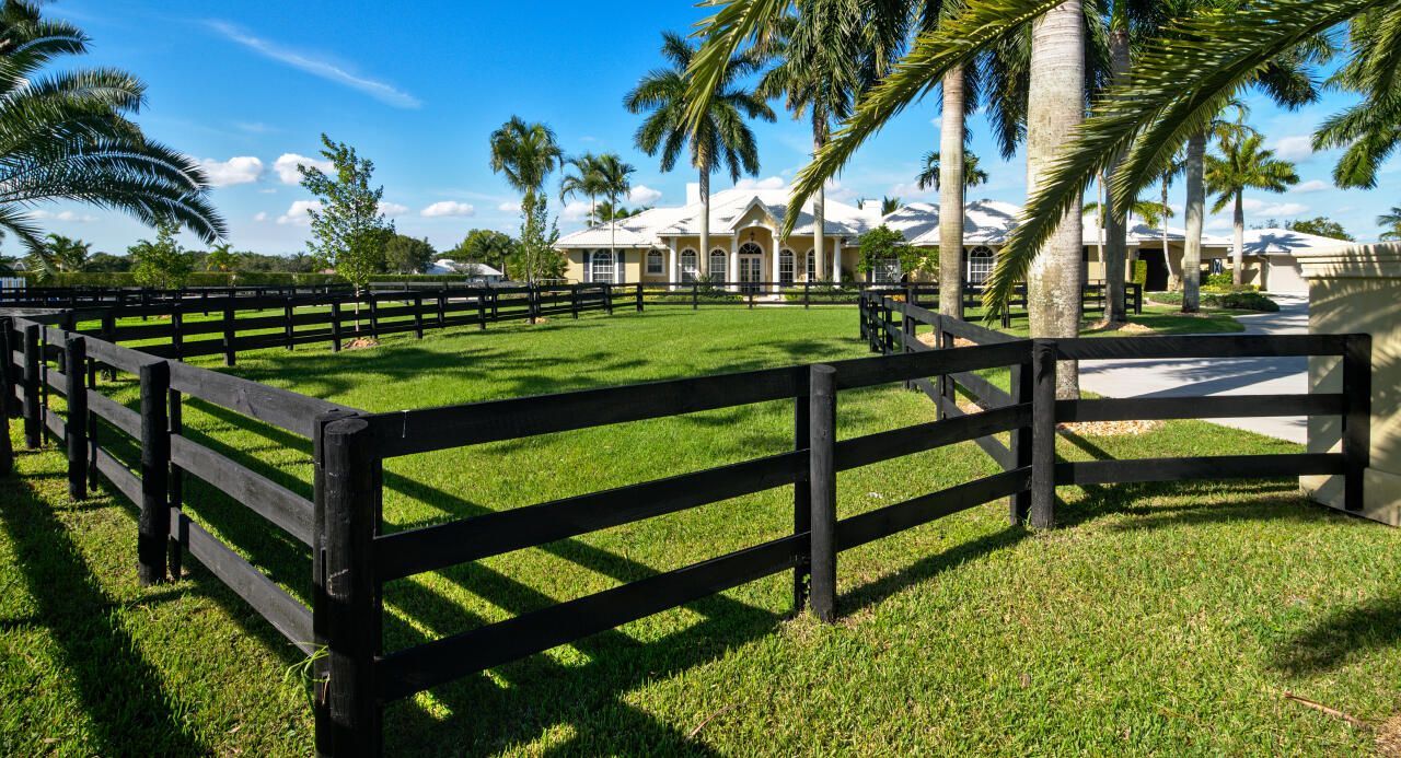 2040 Canter Way, Wellington, FL 33414 Photo