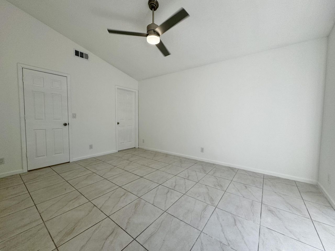 2014 Normandy Circle, West Palm Beach, FL 33409 Photo