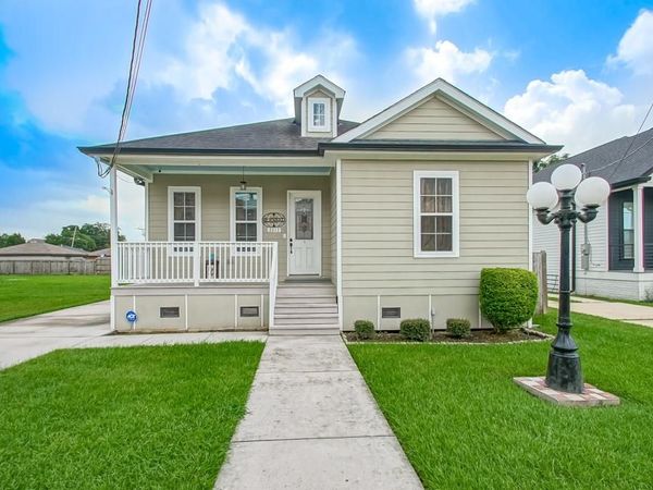 2217 ANGELA Avenue, Arabi, LA 70032