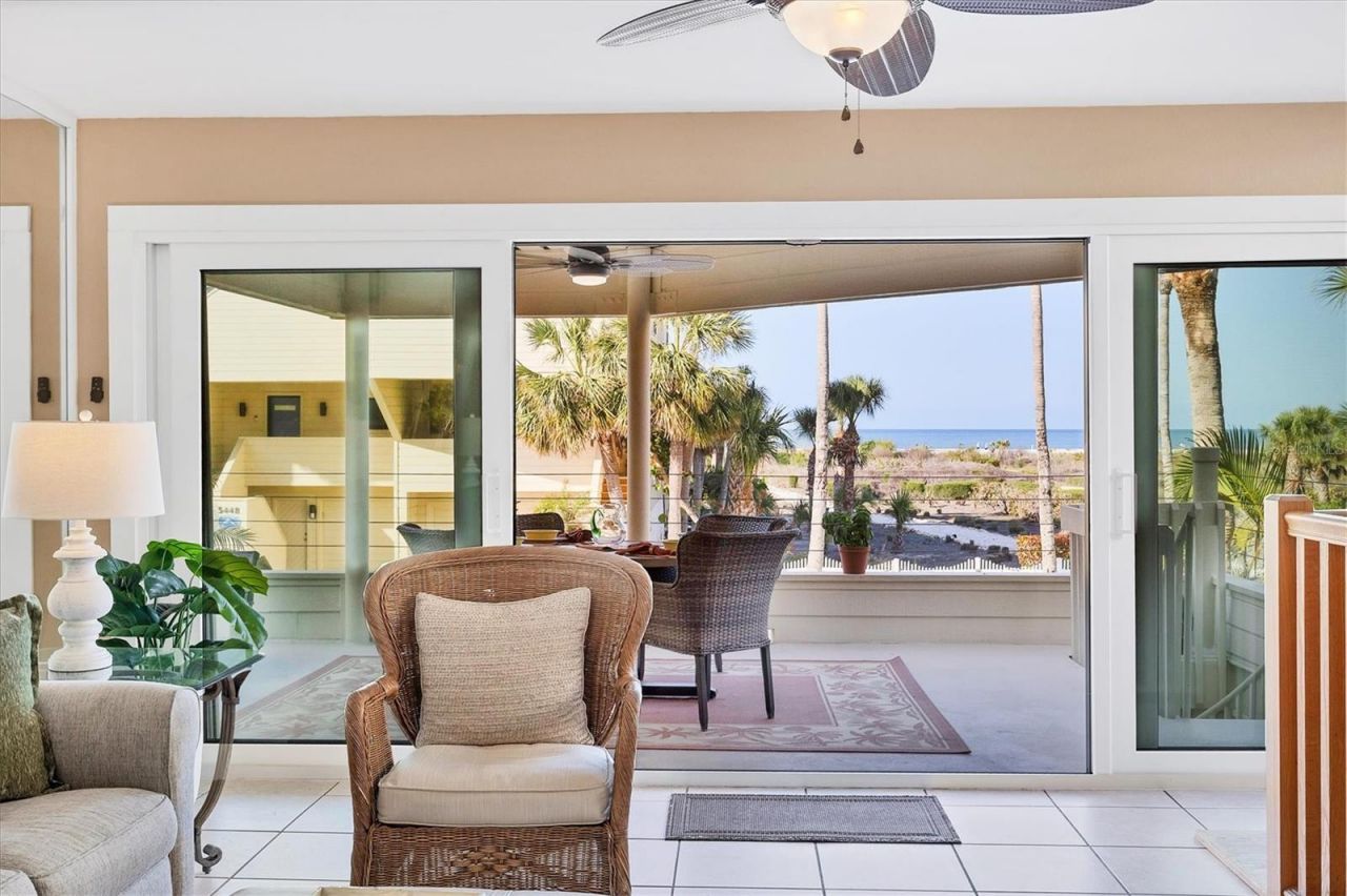 540 Beach Road, Unit 510, Sarasota, FL 34242 Photo