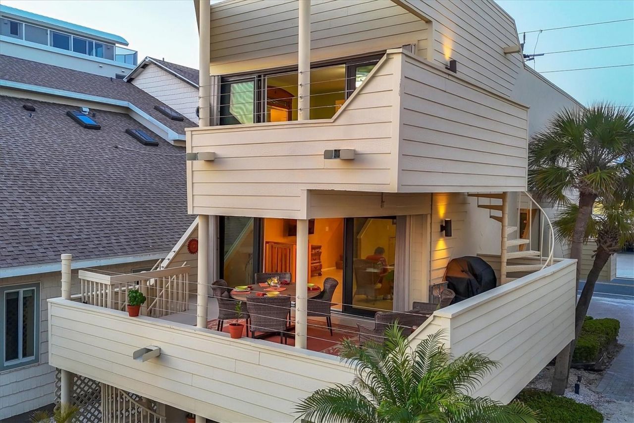 540 Beach Road, Unit 510, Sarasota, FL 34242 Photo