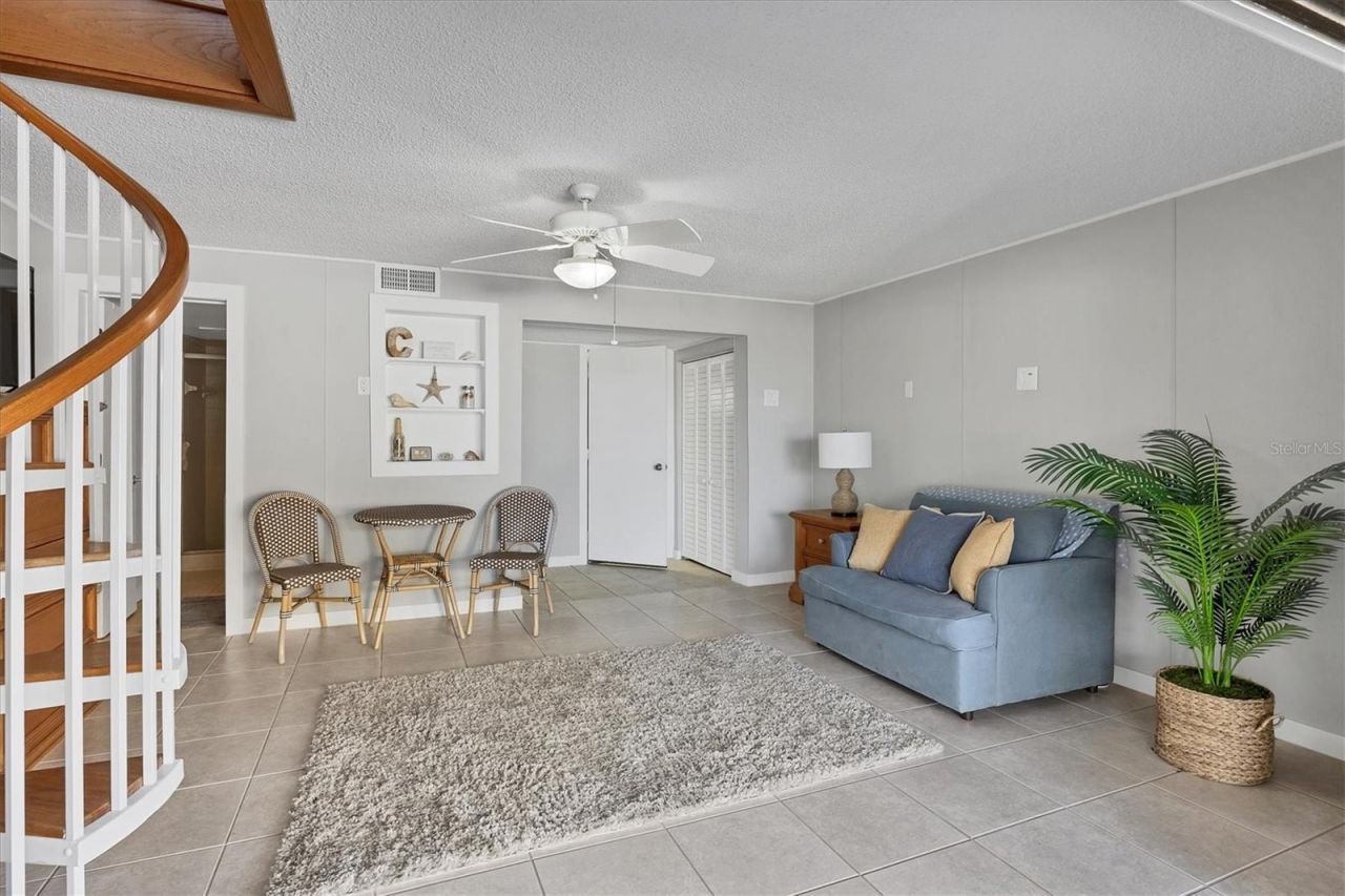 540 Beach Road, Unit 510, Sarasota, FL 34242 Photo