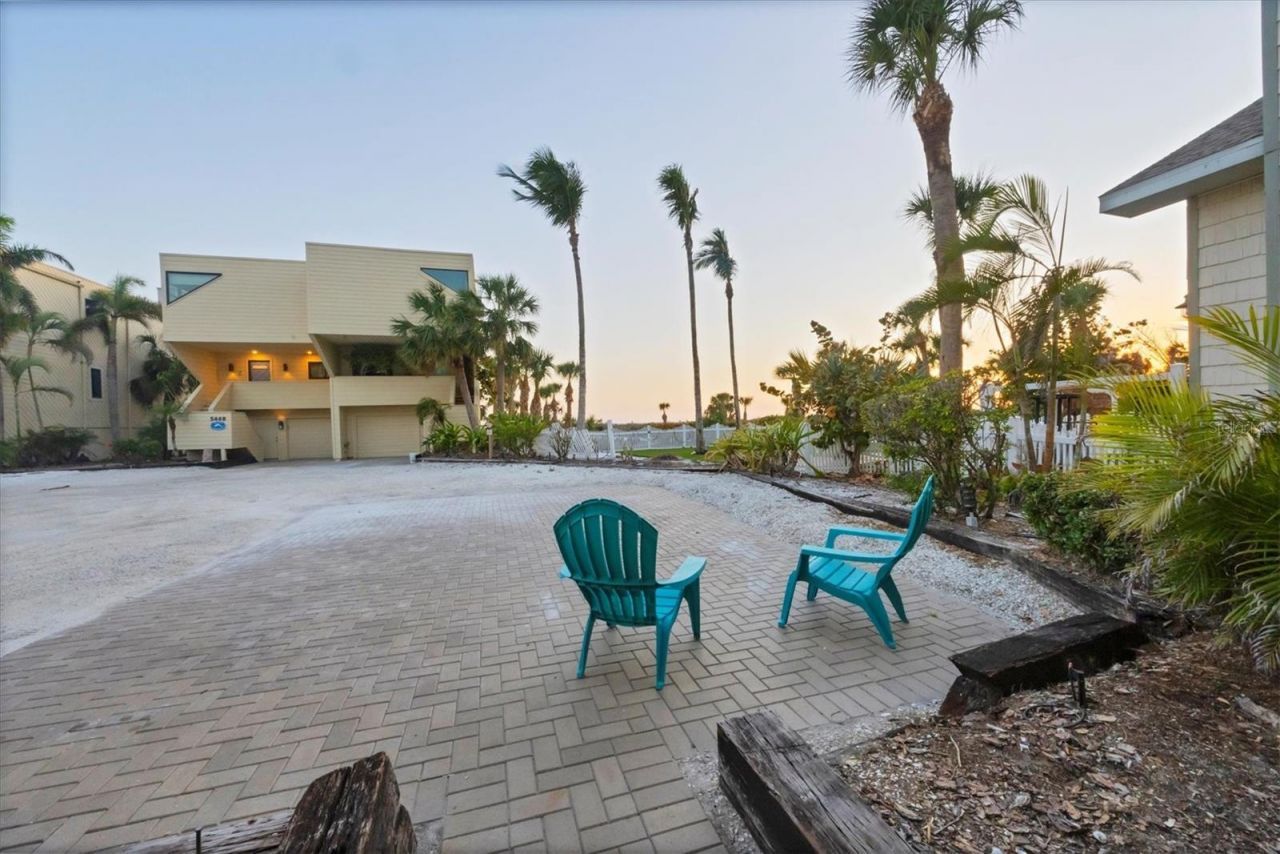 540 Beach Road, Unit 510, Sarasota, FL 34242 Photo