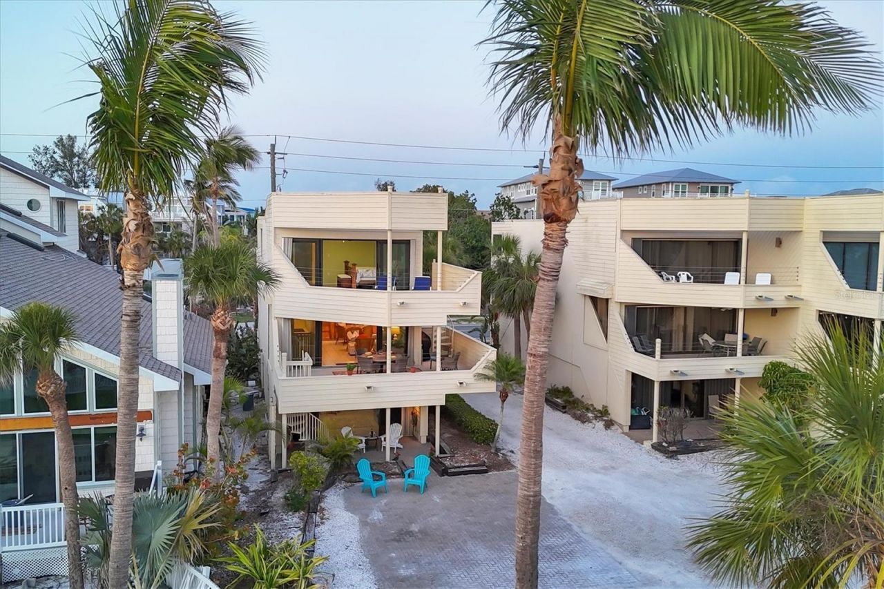 540 Beach Road, Unit 510, Sarasota, FL 34242 Photo