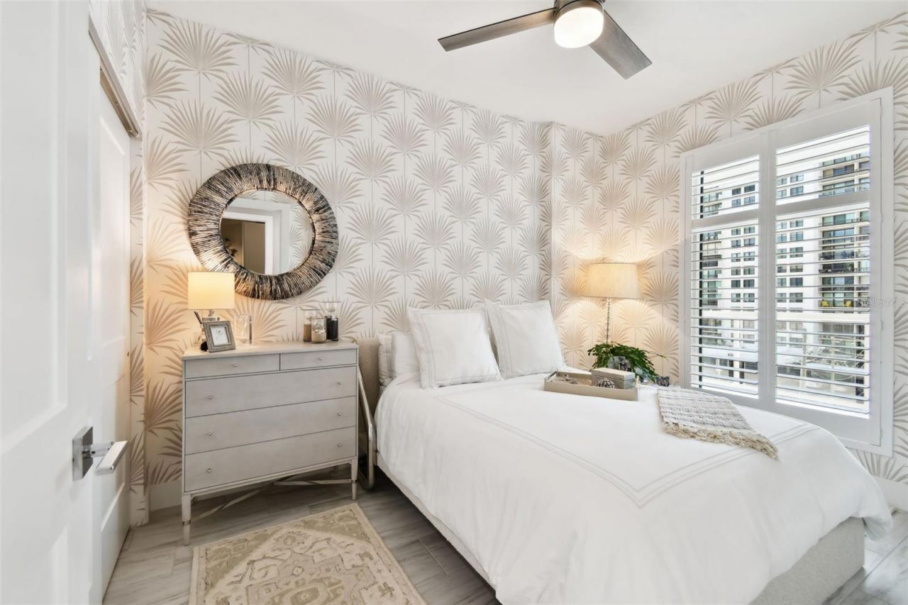 415 Island Way, Unit 507, Clearwater Beach, FL 33767 Photo