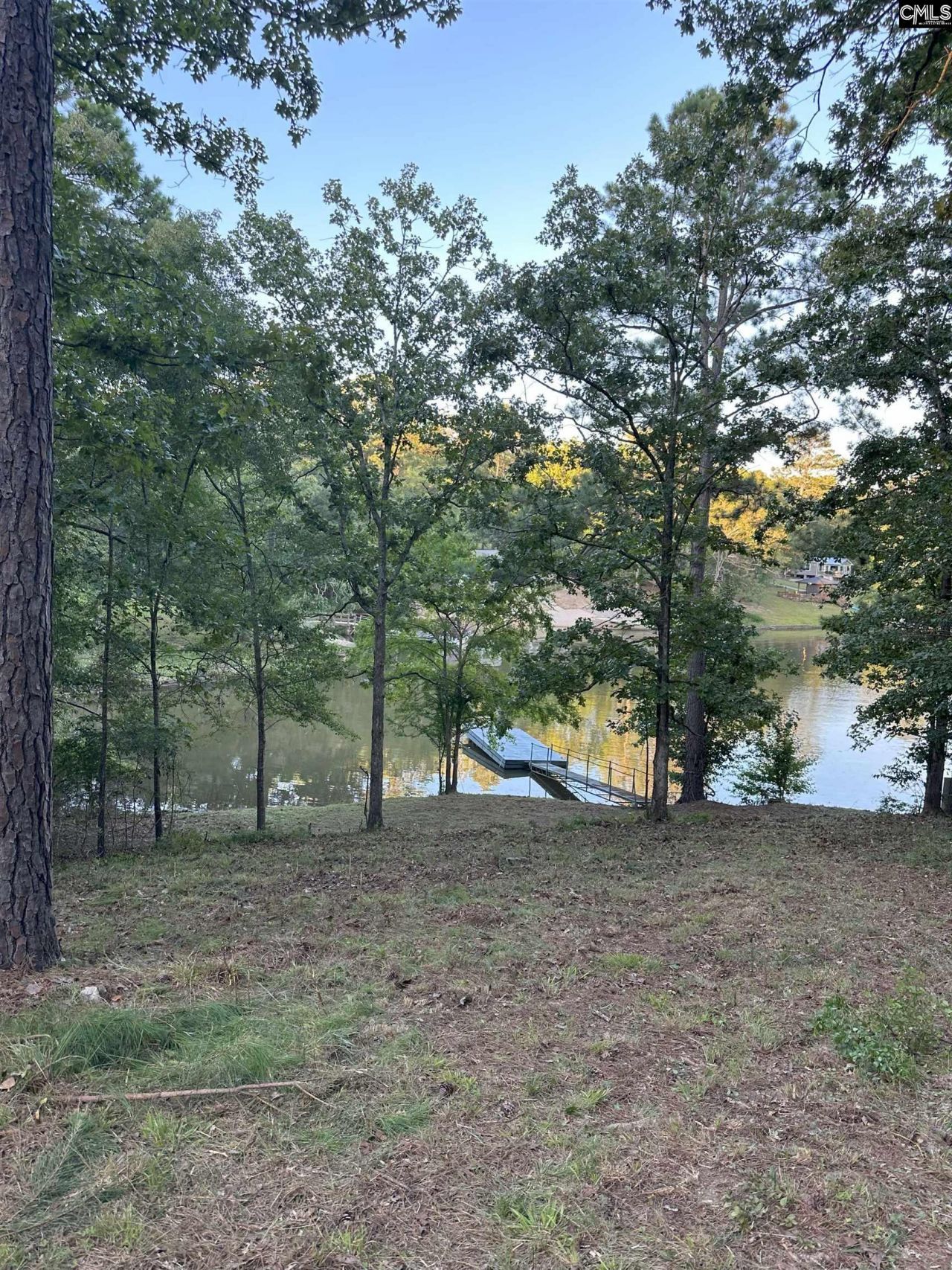 1672 Lakeshore Road Photo 4