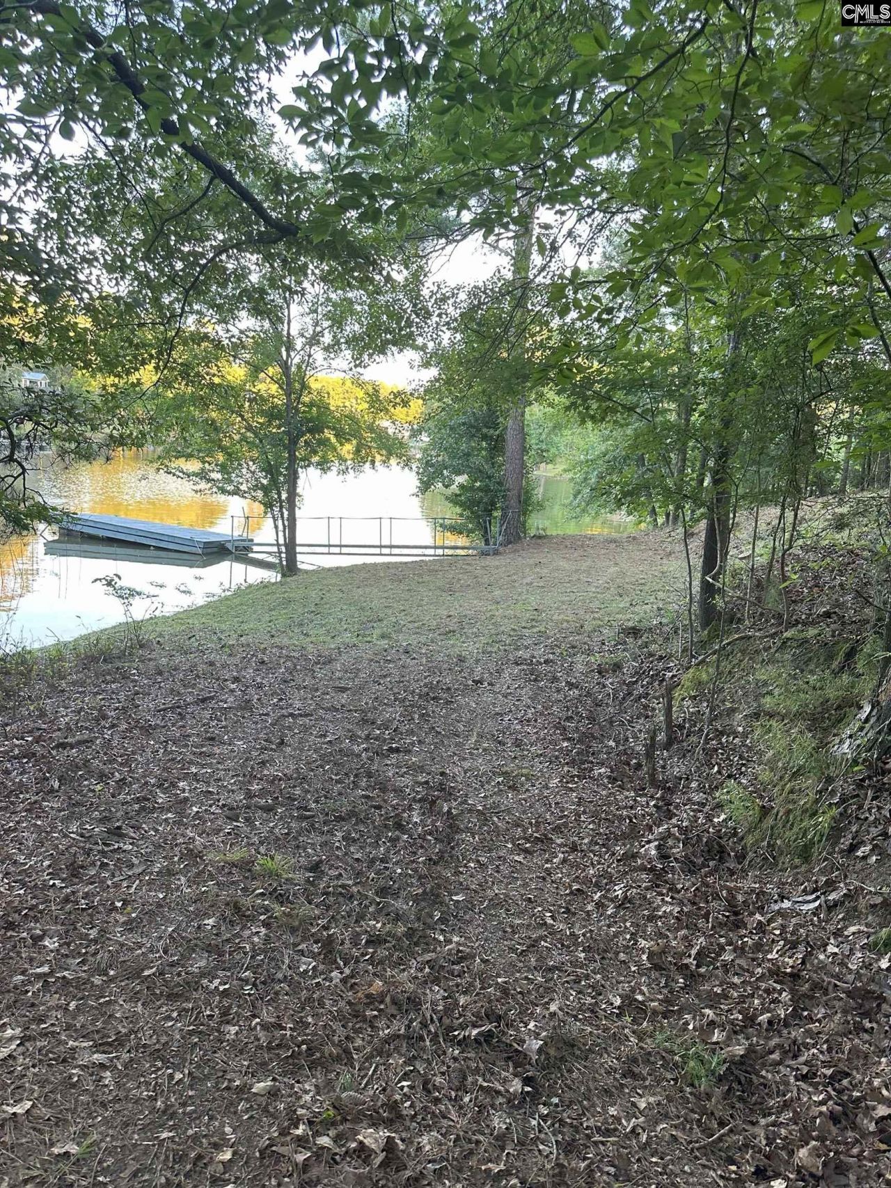 1672 Lakeshore Road Photo 8